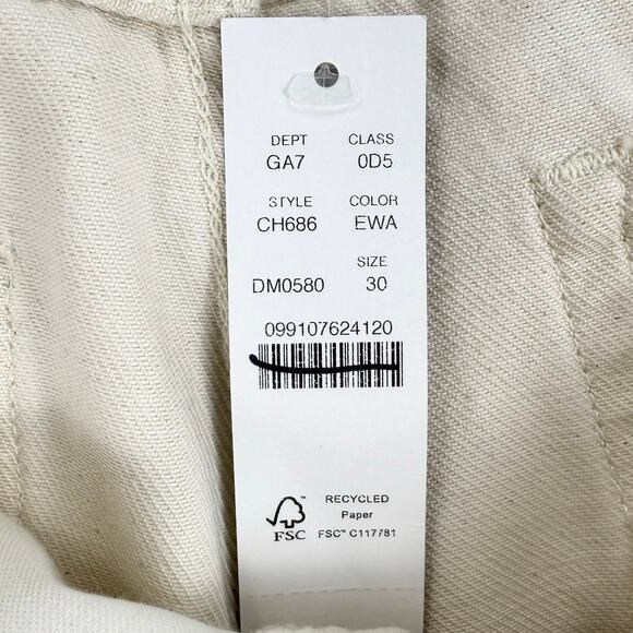 J Crew Women's Mid Rise Relaxed Kickout Jean Size 30 Ecru Beige Cropped - Picture 9 of 16